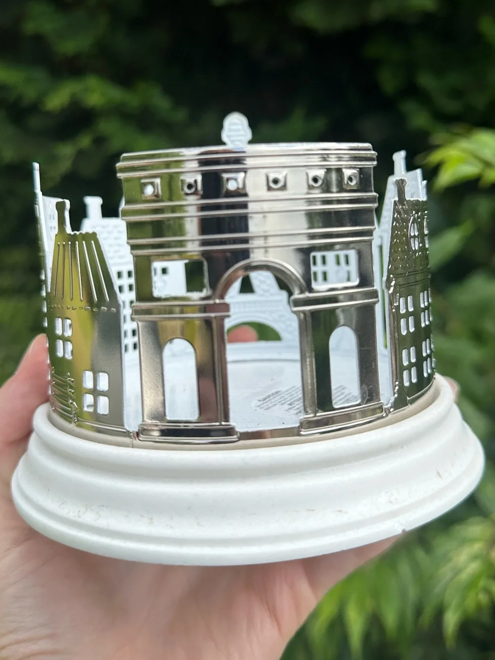 Bath & Body Works White/Silver Cityscape 3 Wick Candle Holder Emily In Paris - Picture 4 of 7